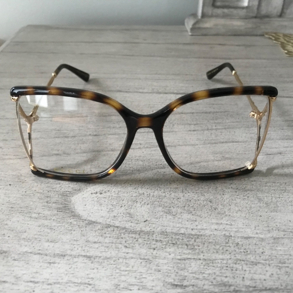Gucci - Picture 3 of 4